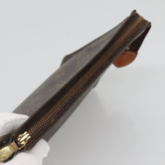 LOUIS VUITTON Monogram Posh Toilette 19 Pouch - Picture 15 of 16